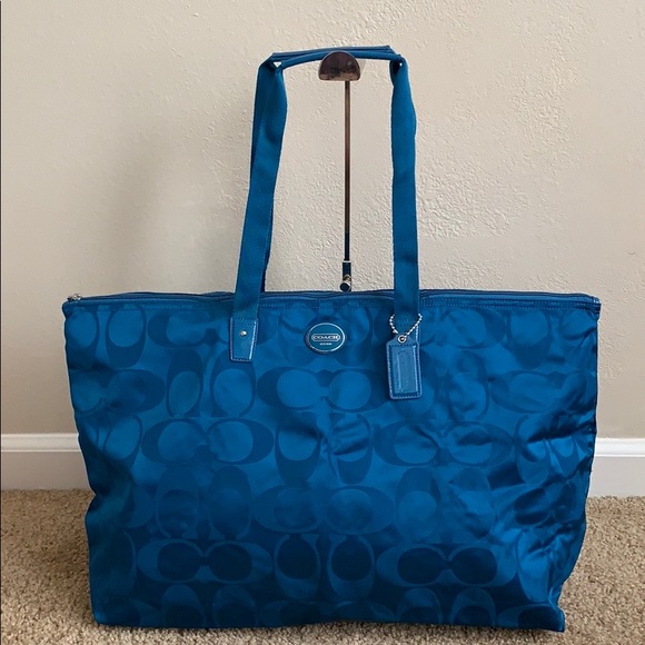 Coach - Picture 1 of 11